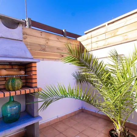 Apartment Patio Budget 11 *